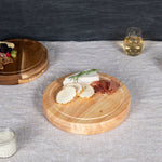 Wisconsin Badgers - Circo Cheese Cutting Board & Tools Set