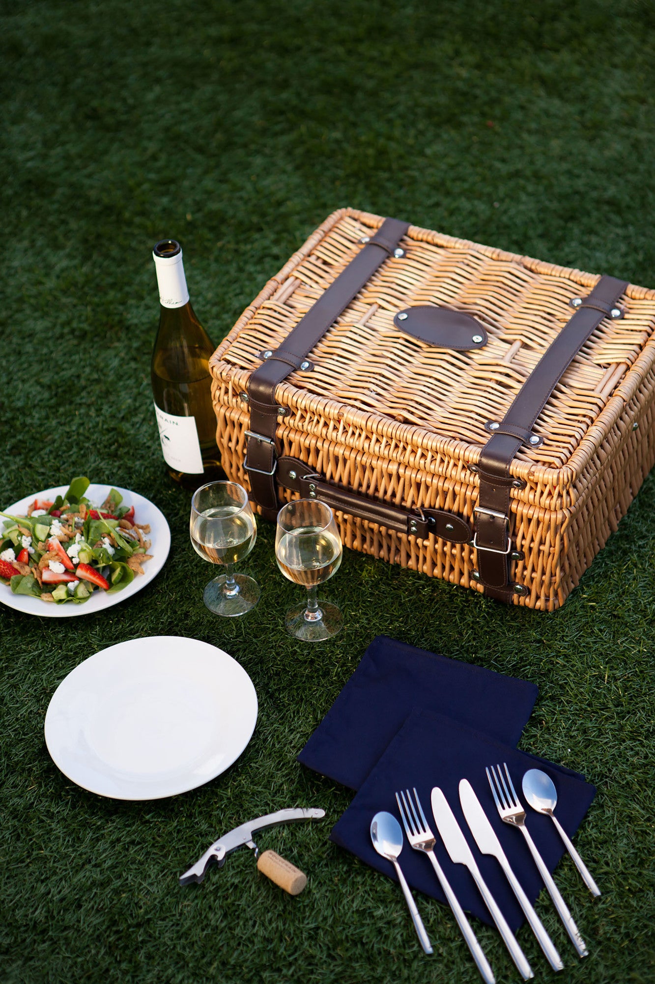 Los Angeles Rams - Champion Picnic Basket