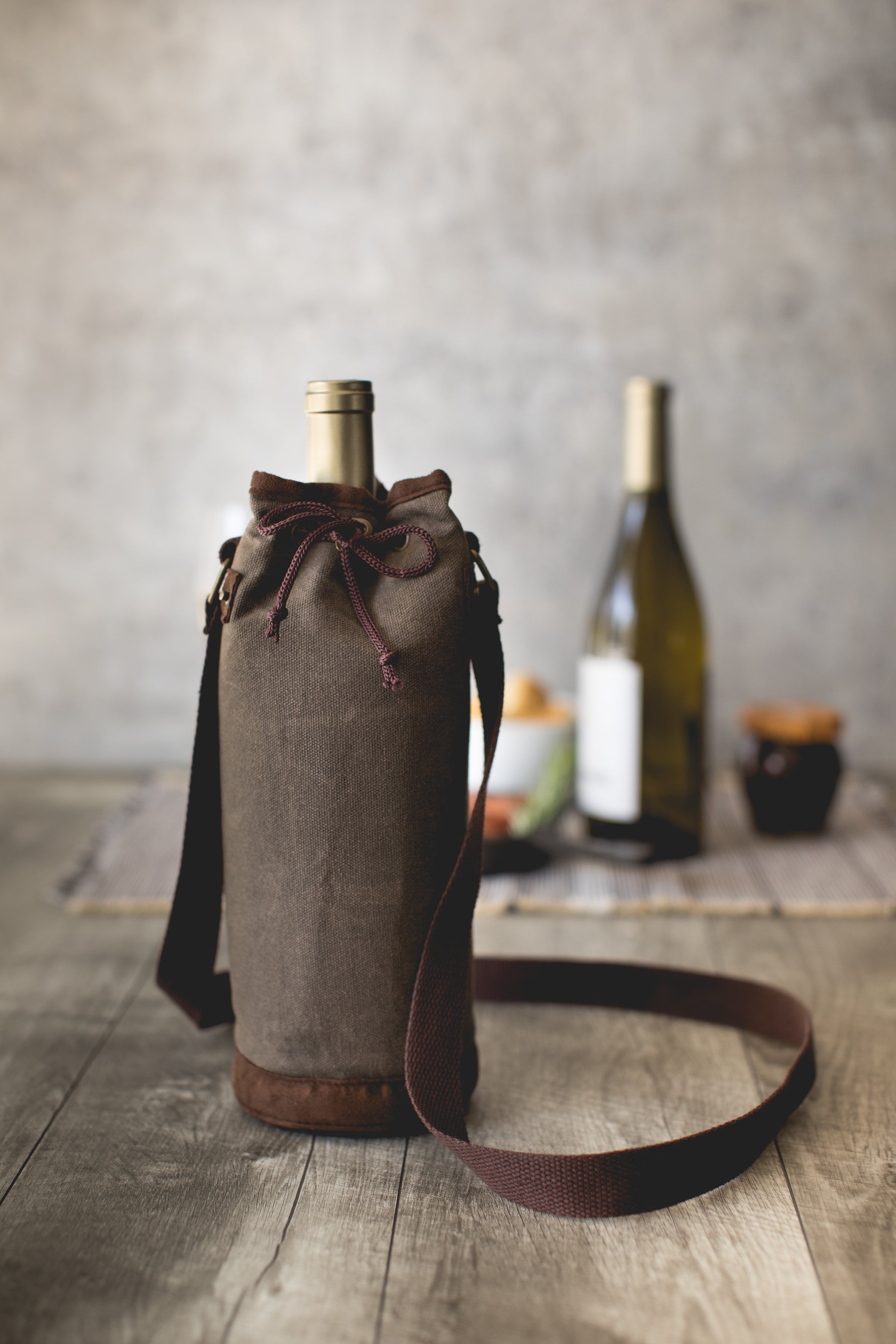 Tennessee Titans - Waxed Canvas Wine Tote