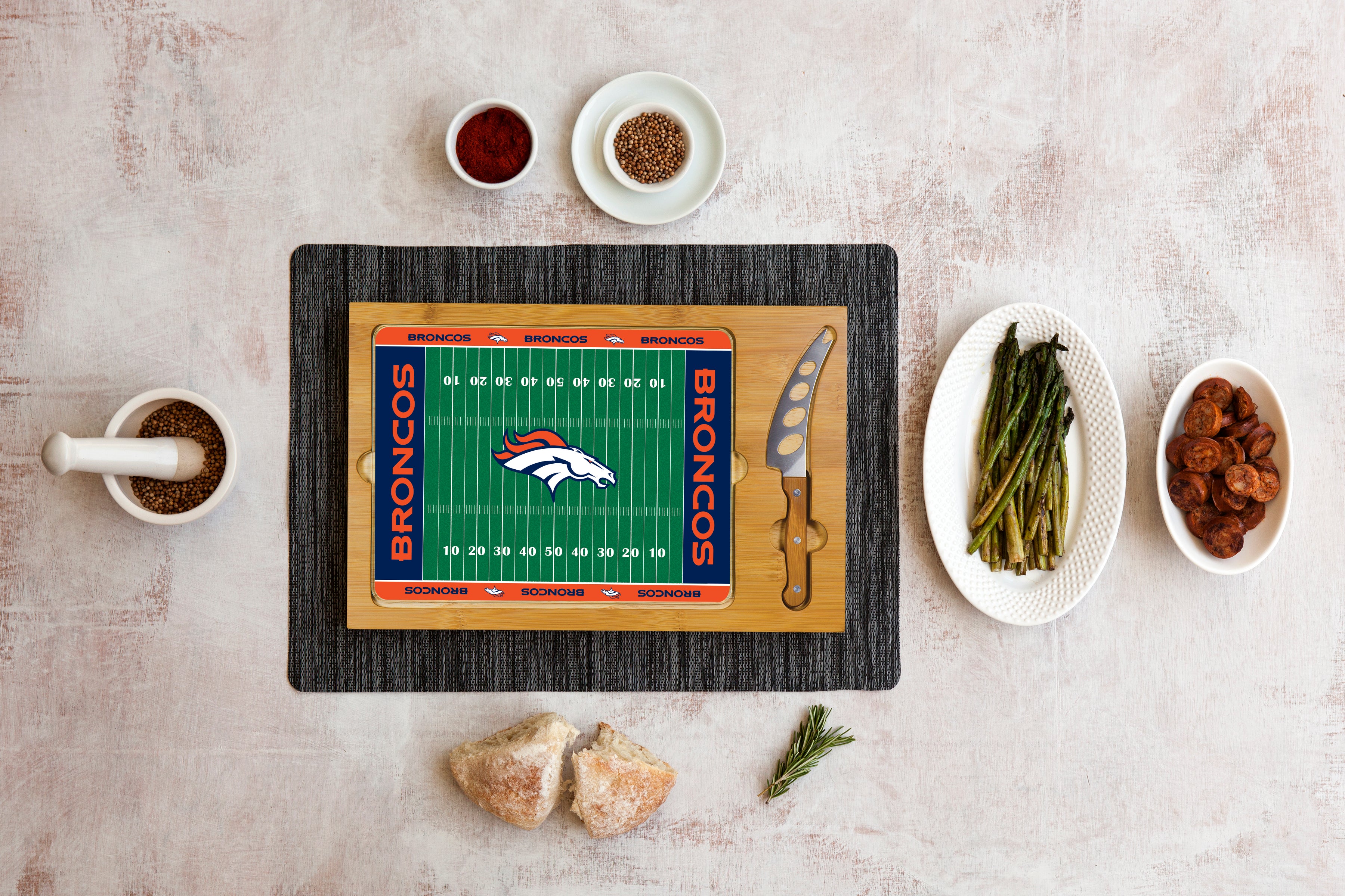 Denver Broncos Football Field - Icon Glass Top Cutting Board & Knife Set