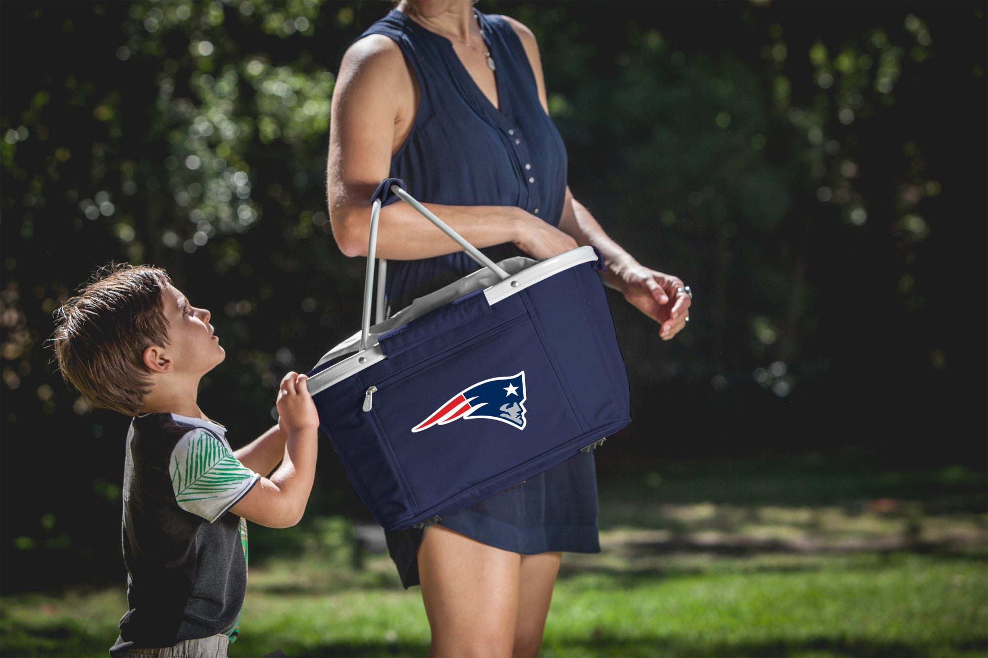 New England Patriots - Metro Basket Collapsible Cooler Tote