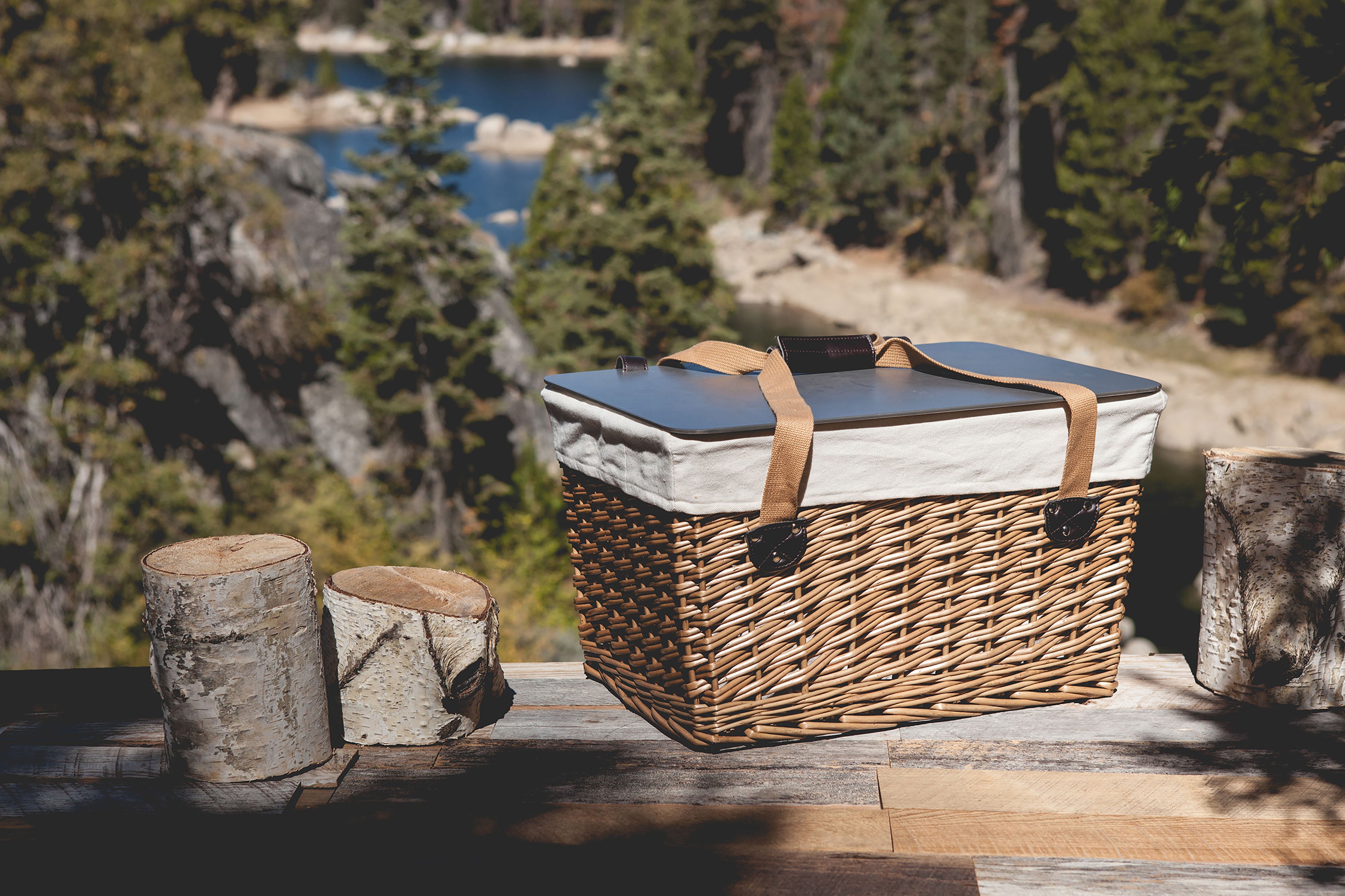 Canasta Grande Wicker Basket