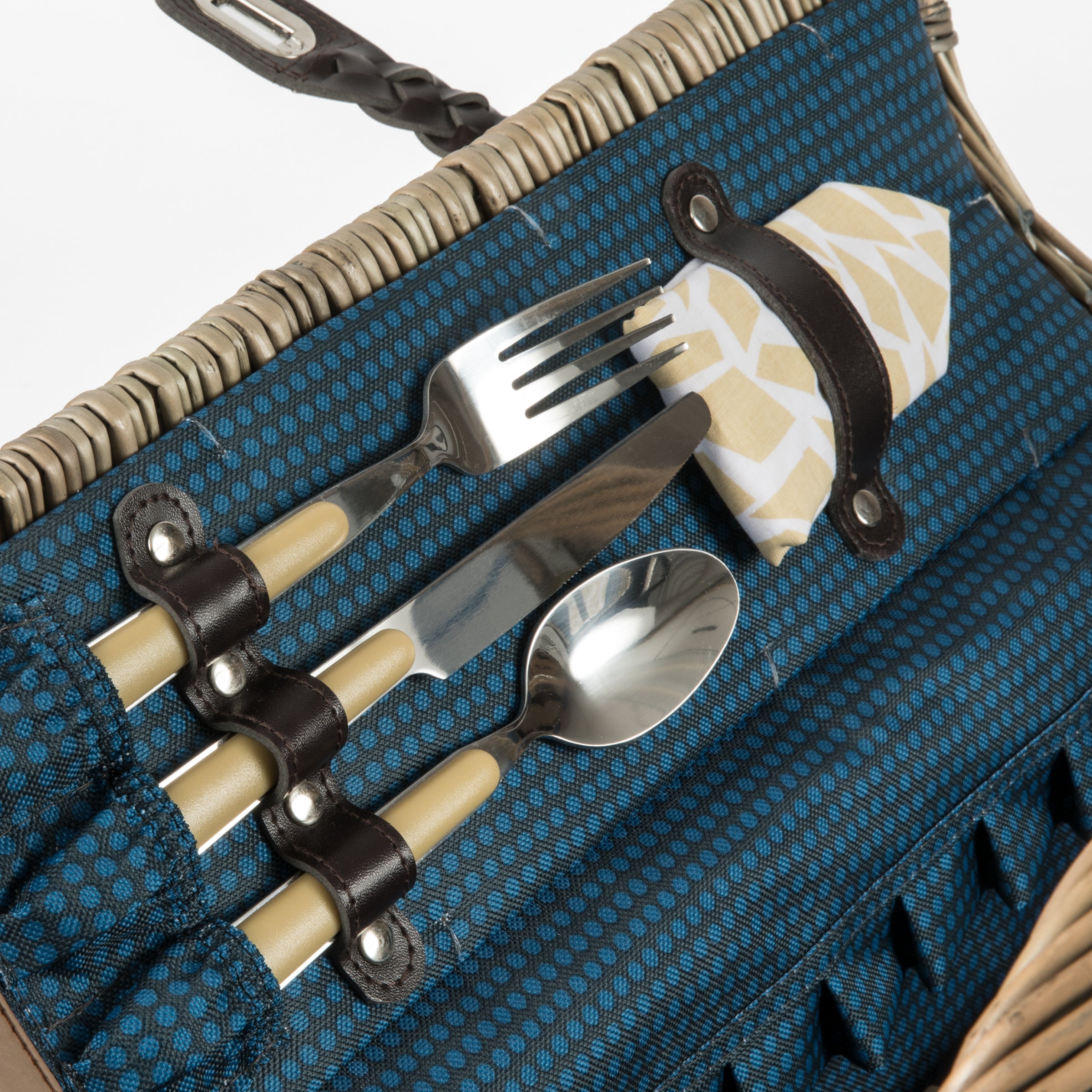 Barrel Picnic Basket
