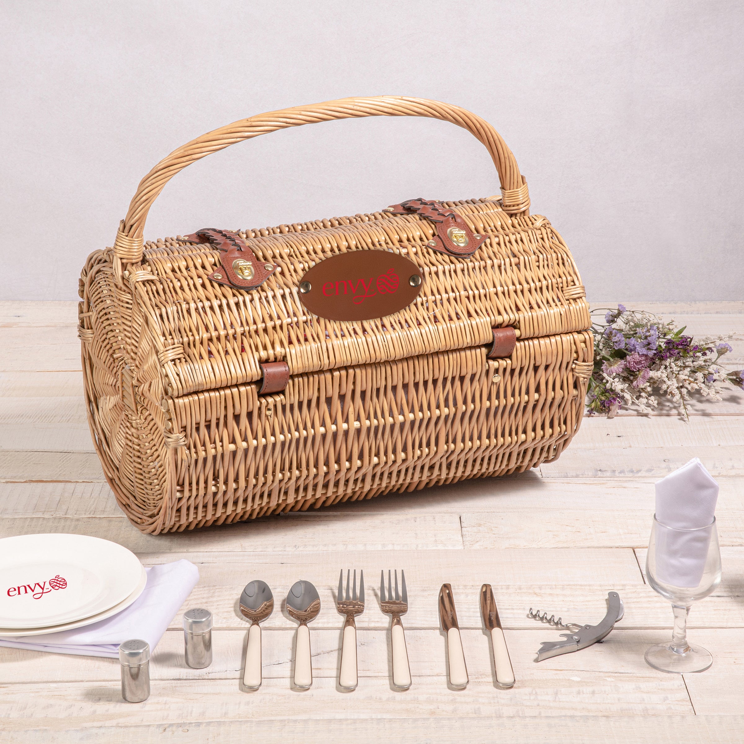 Barrel Picnic Basket