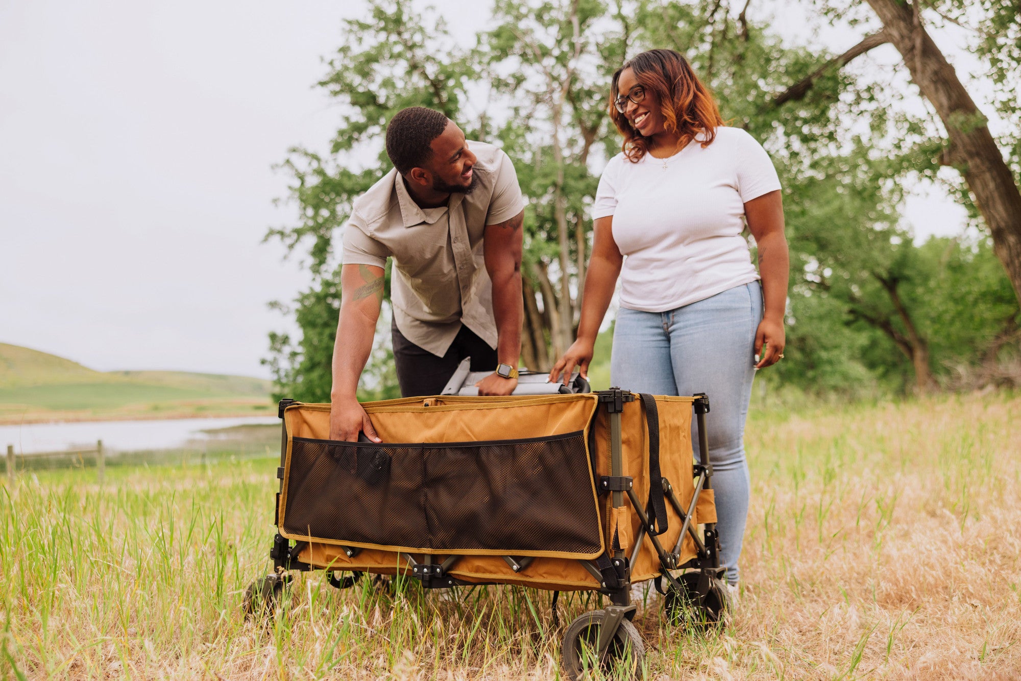 Wilderness Collapsible Folding Wagon