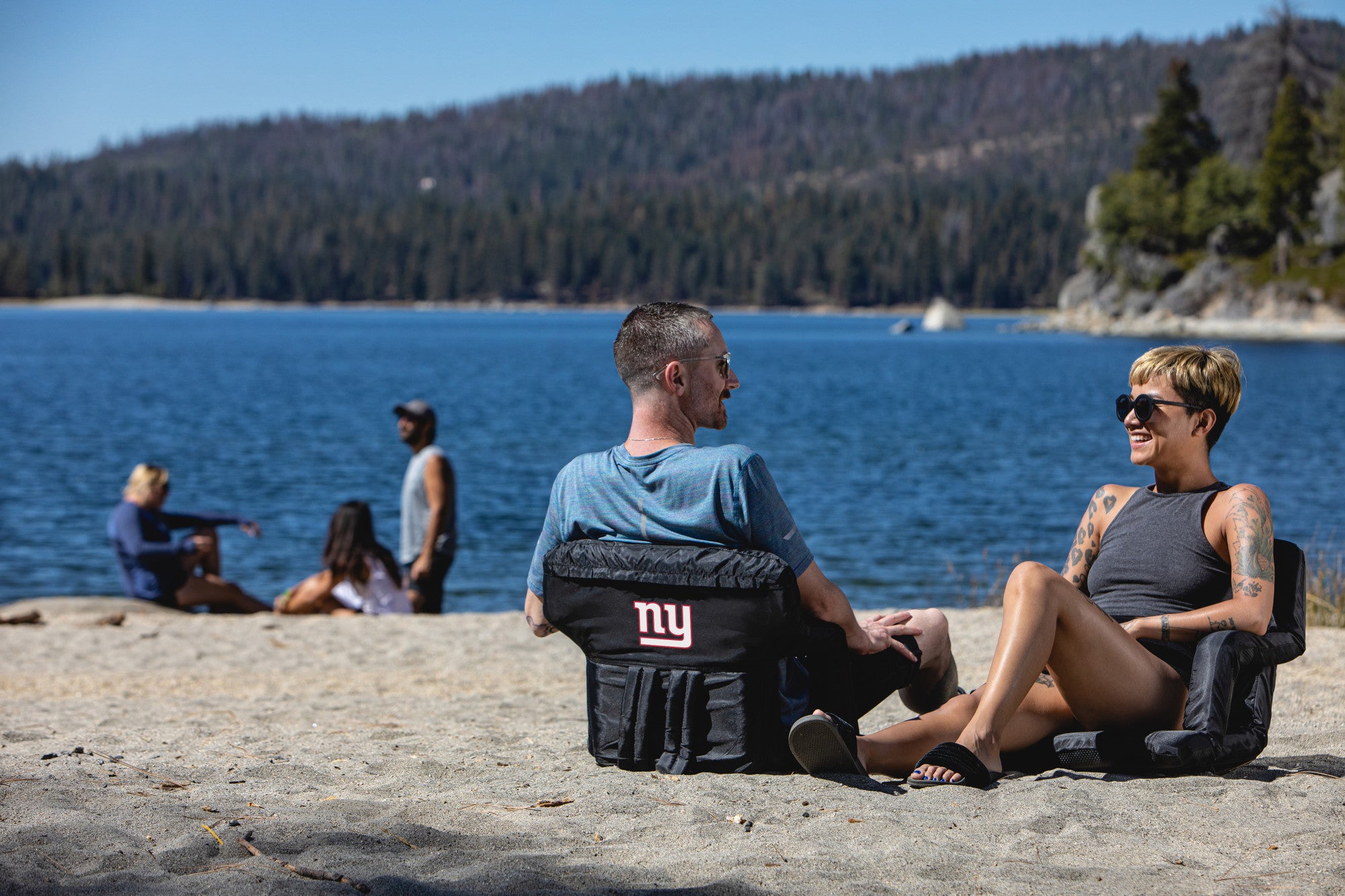 New York Giants - Ventura Portable Reclining Stadium Seat