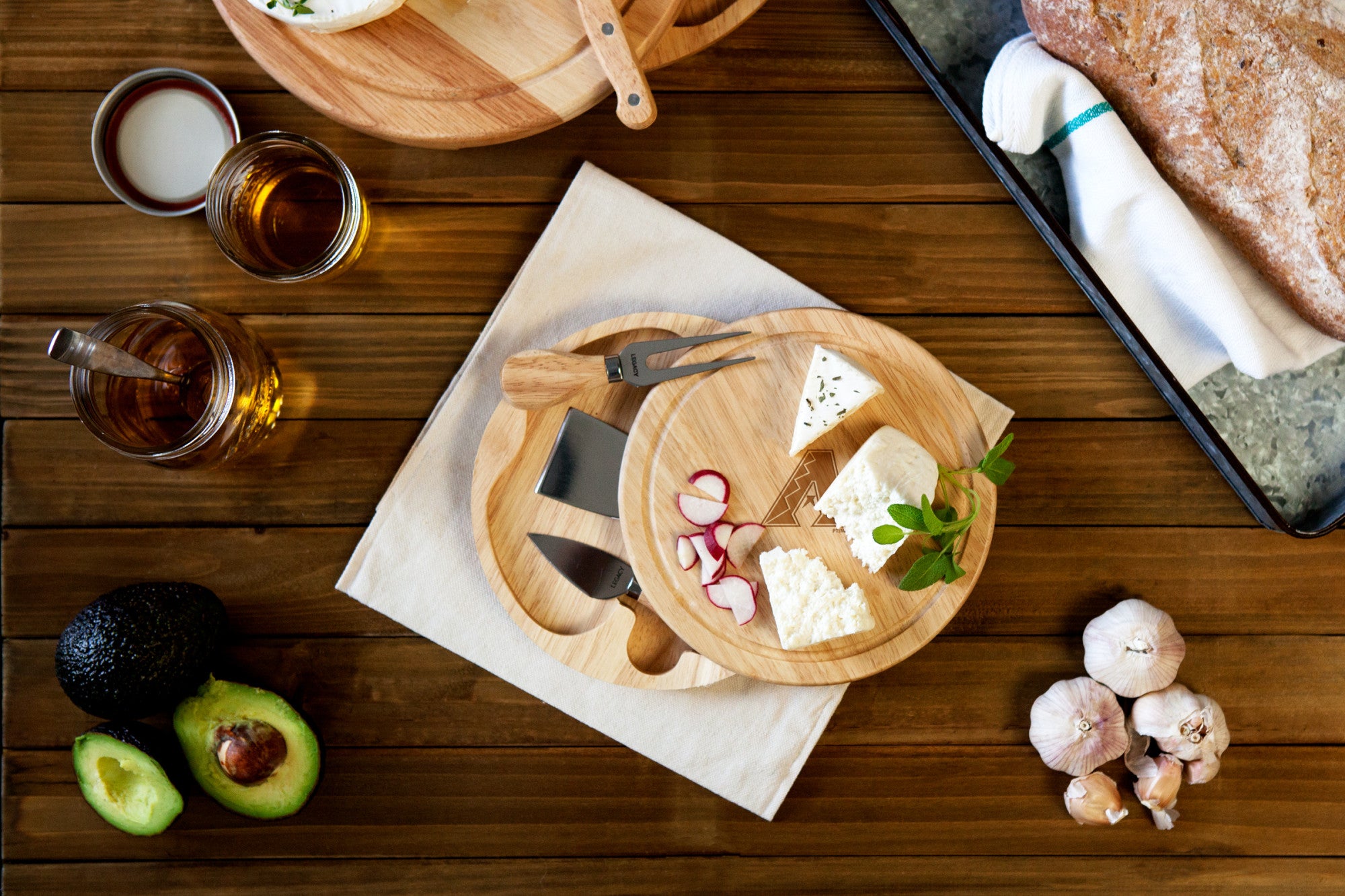 Arizona Diamondbacks - Brie Cheese Cutting Board & Tools Set