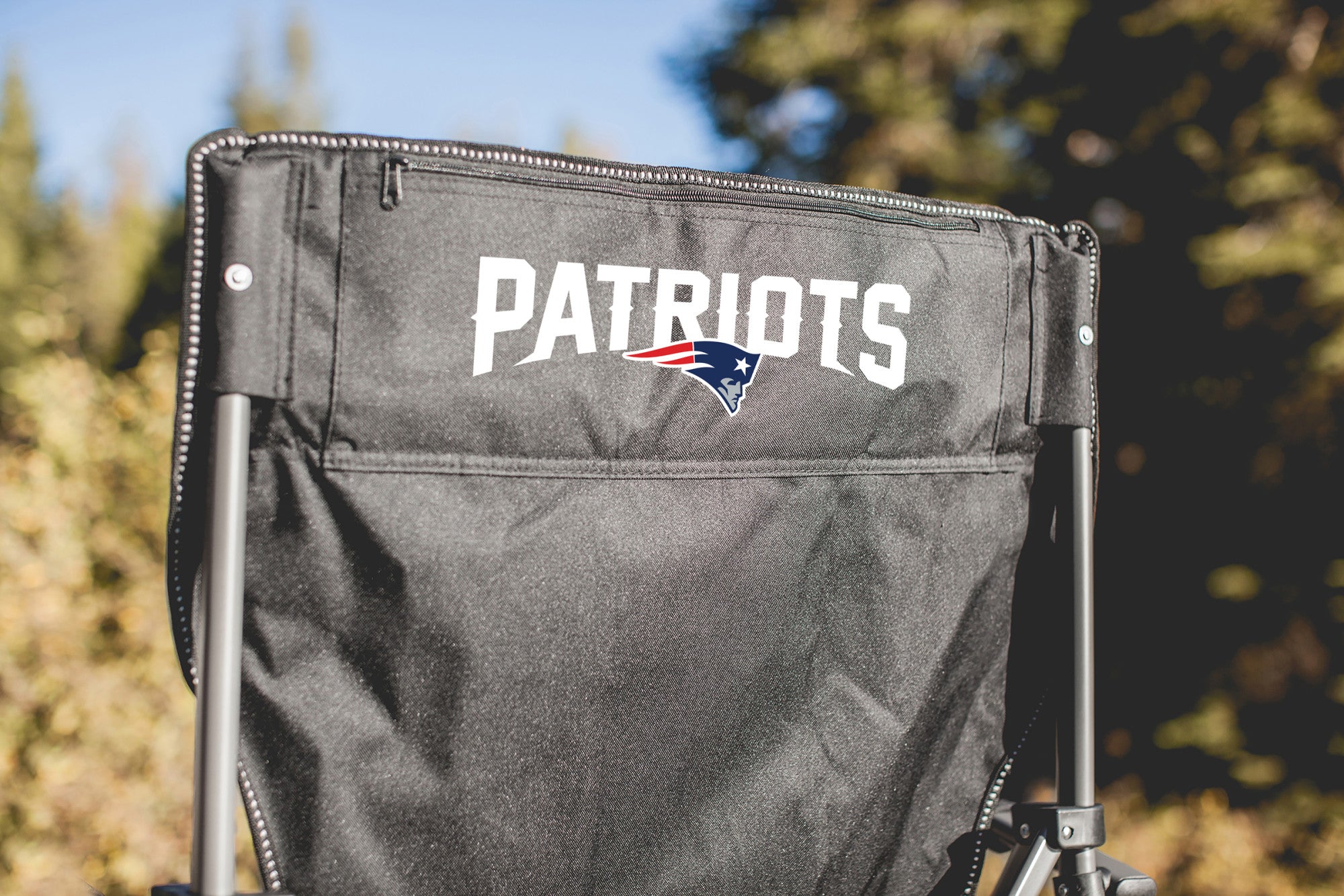 New England Patriots - Big Bear XXL Camping Chair with Cooler