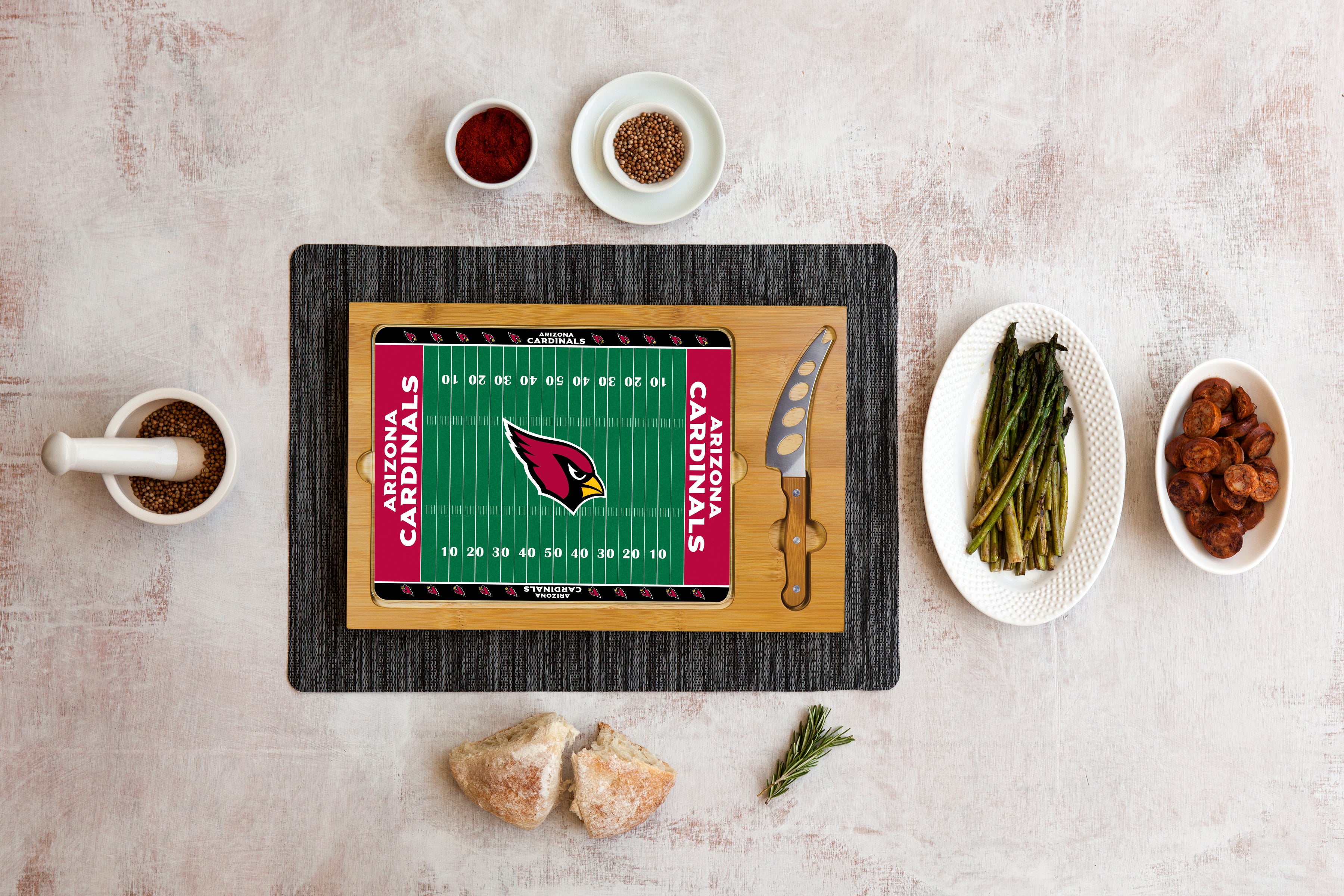 Arizona Cardinals Football Field - Icon Glass Top Cutting Board & Knife Set