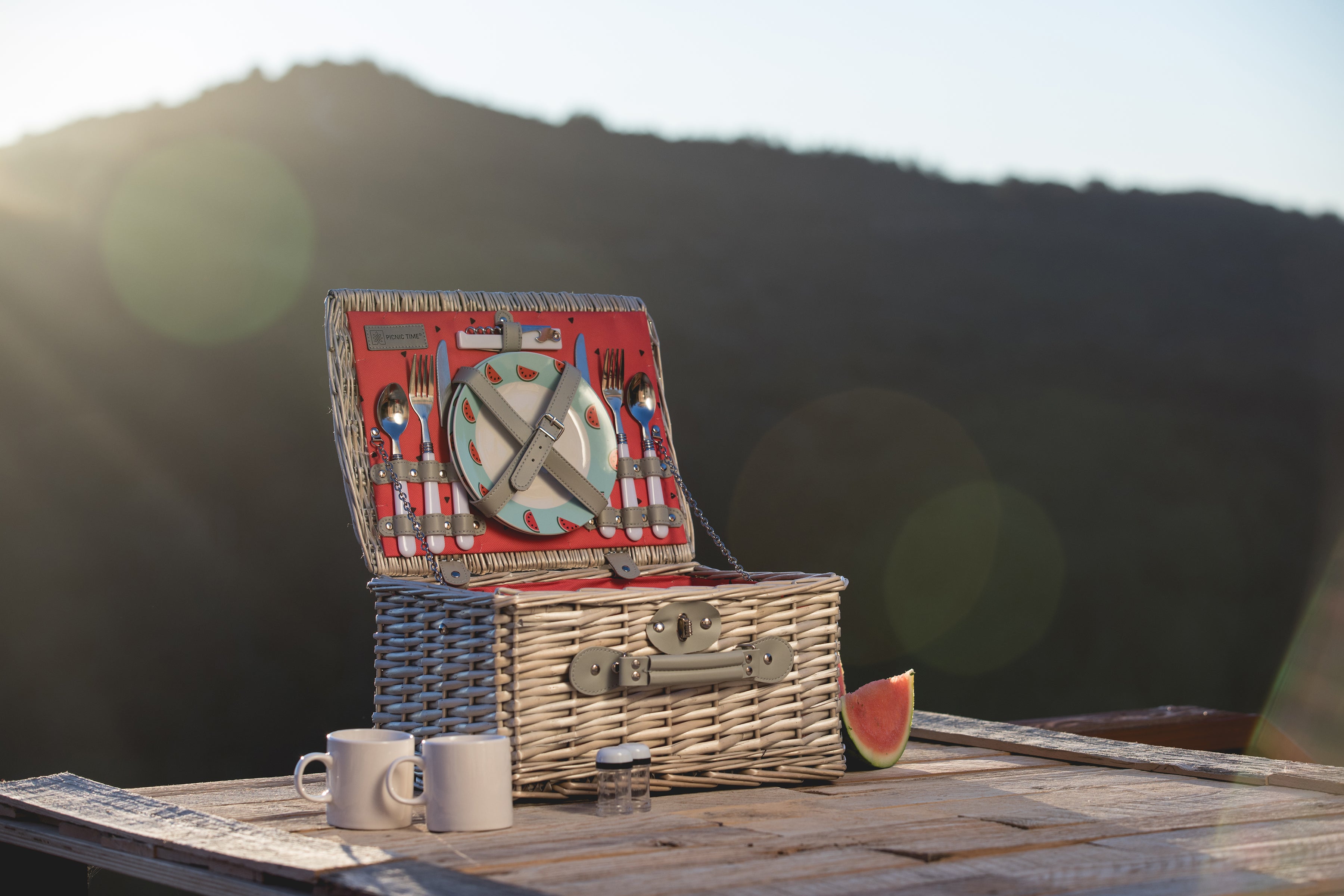 Catalina Picnic Basket