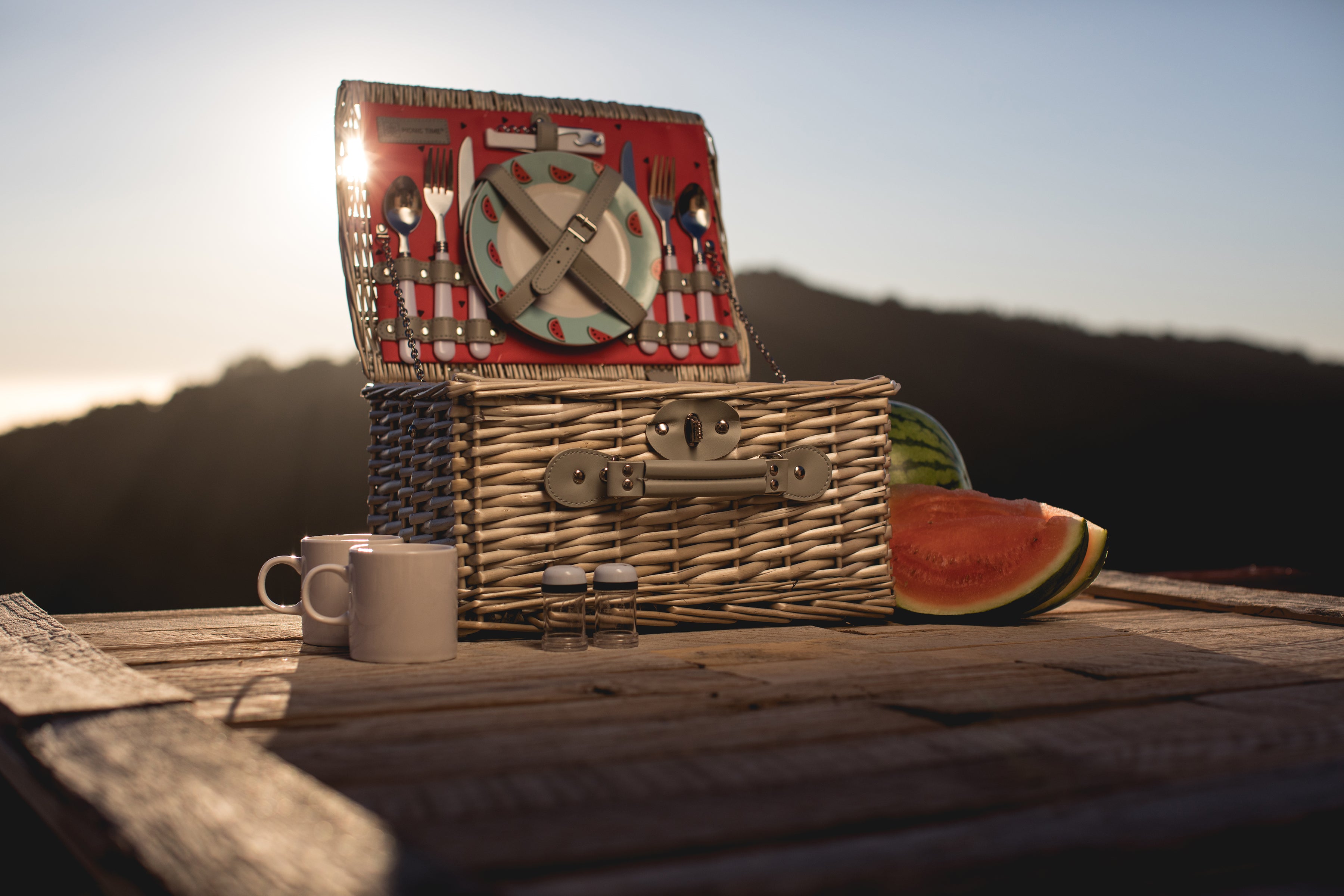Catalina Picnic Basket