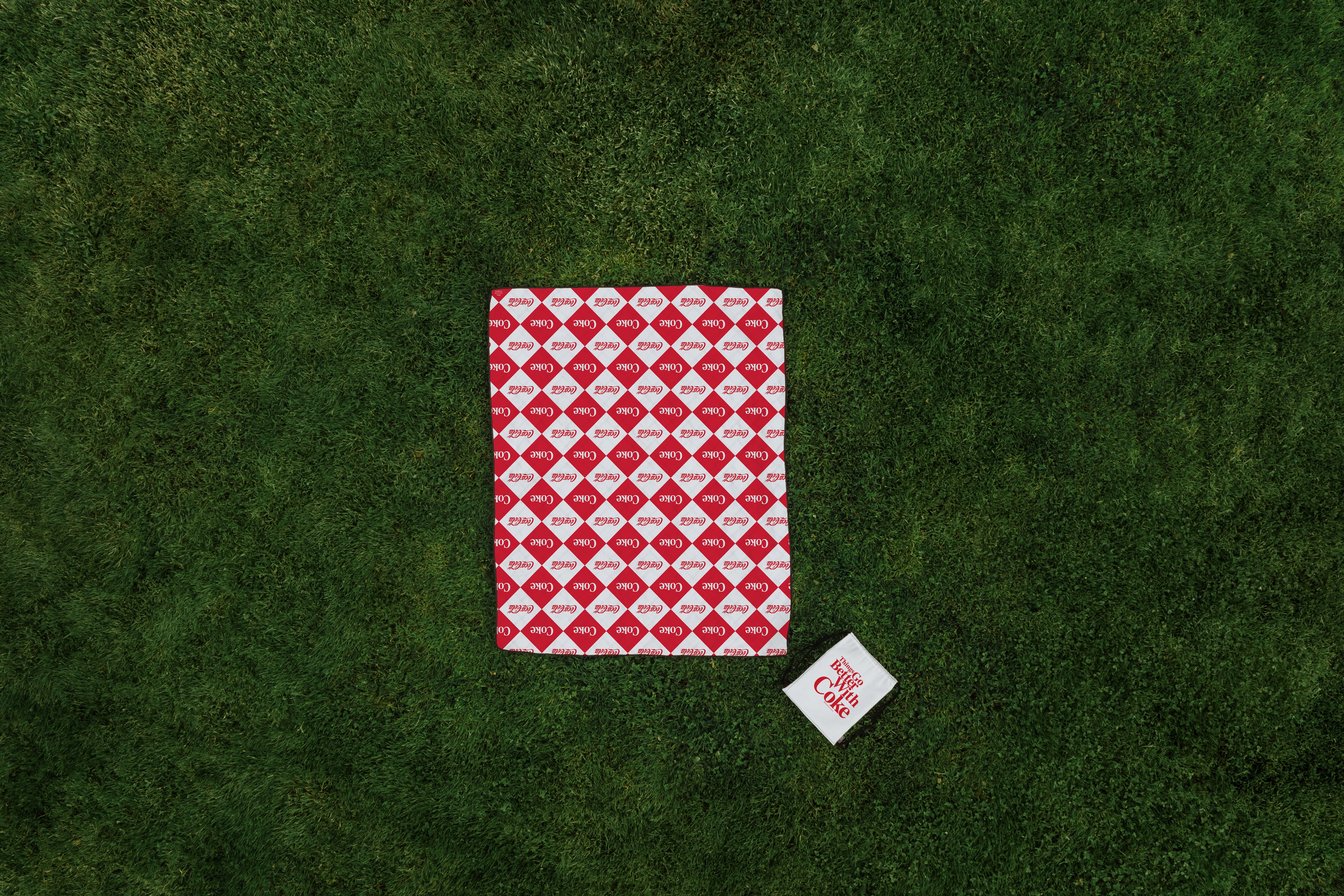 Coca-Cola - Impresa Picnic Blanket
