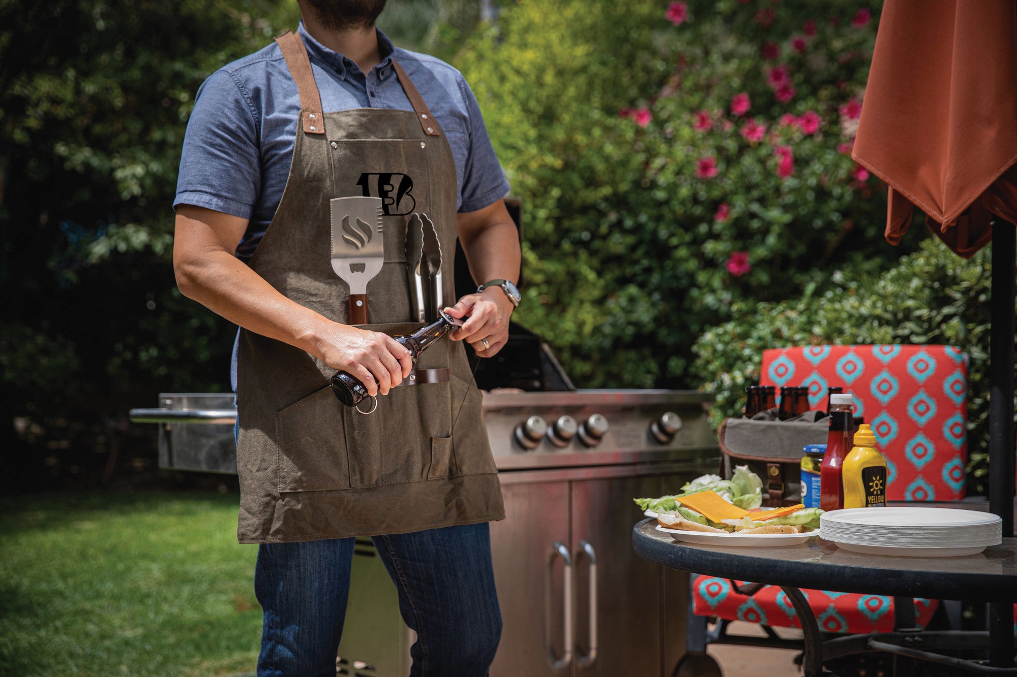 Cincinnati Bengals - BBQ Apron with Tools & Bottle Opener