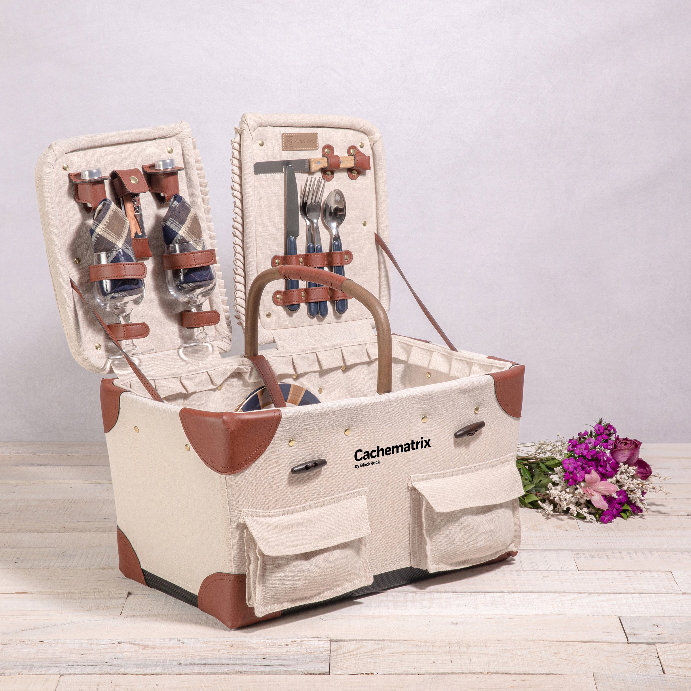 Pioneer Picnic Basket
