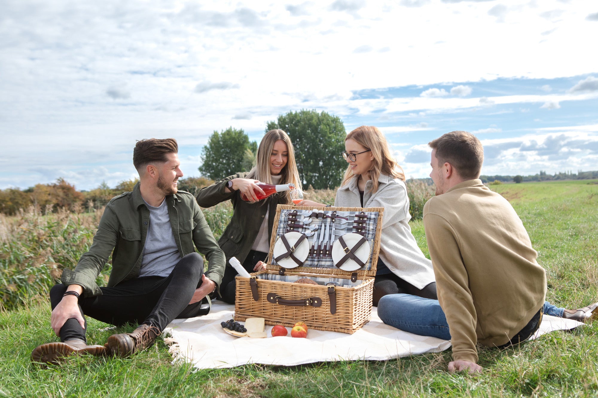 Newbury Picnic Basket