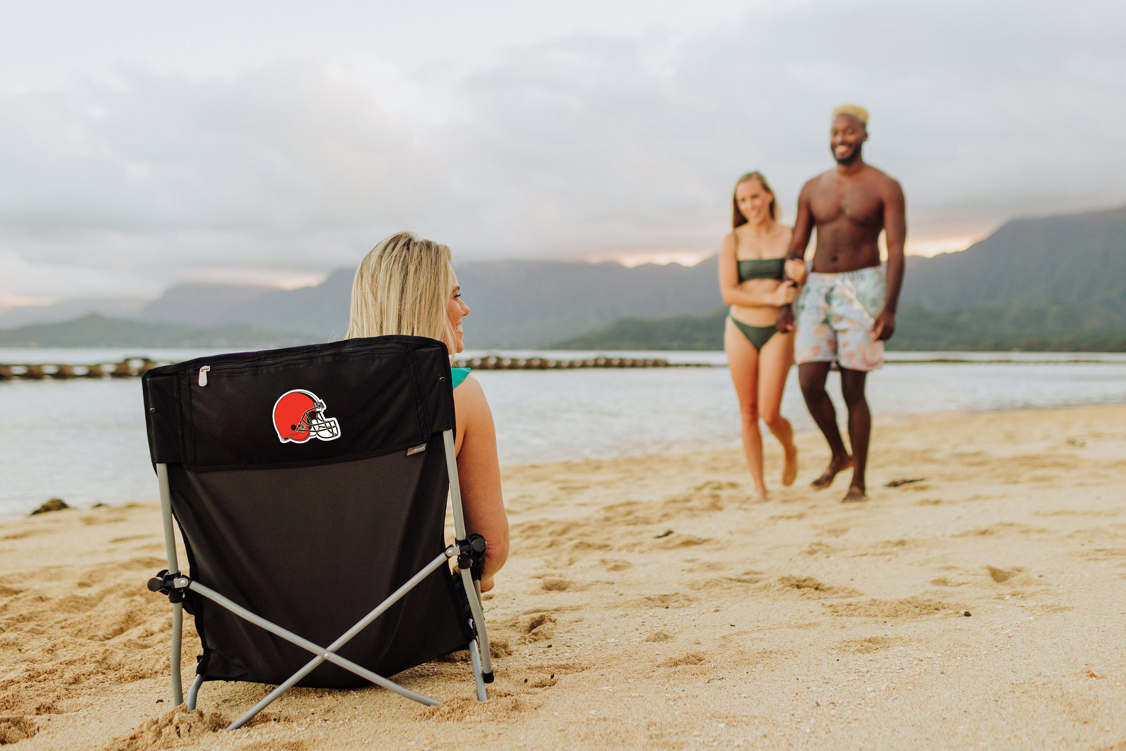 Cleveland Browns - Tranquility Beach Chair with Carry Bag