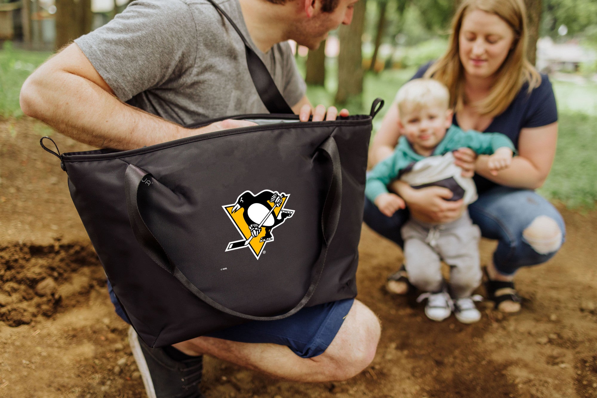 Pittsburgh Penguins - Tarana Cooler Tote Bag