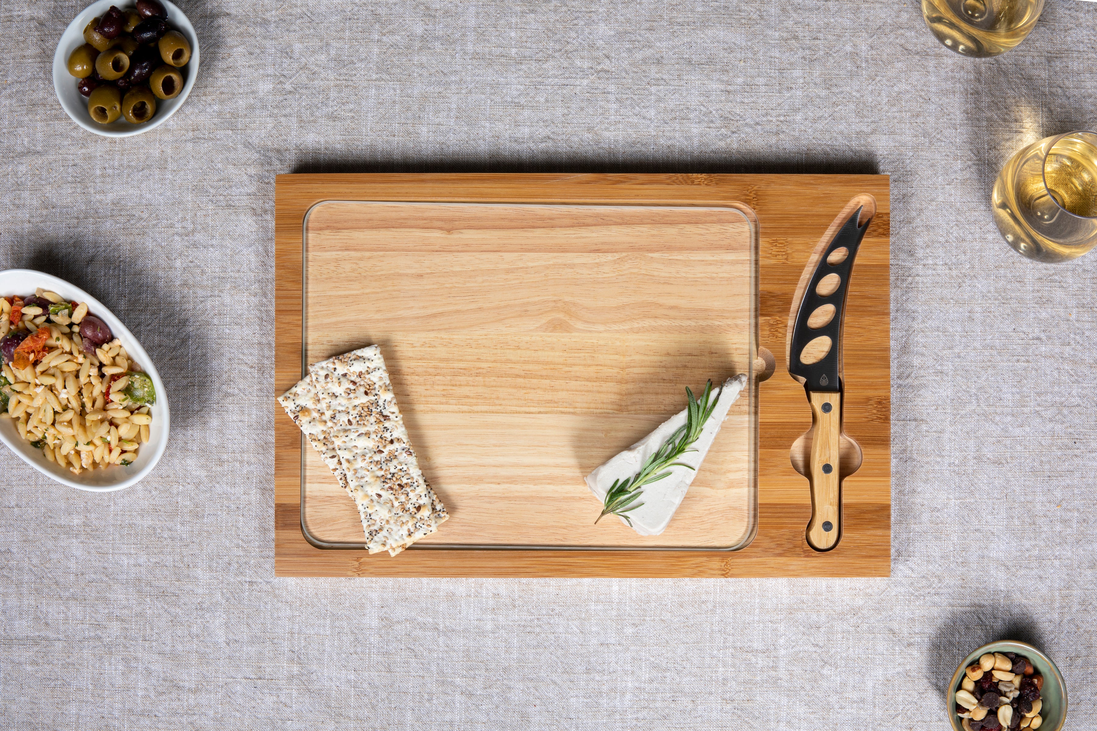 Winnipeg Jets Hockey Rink - Icon Glass Top Cutting Board & Knife Set