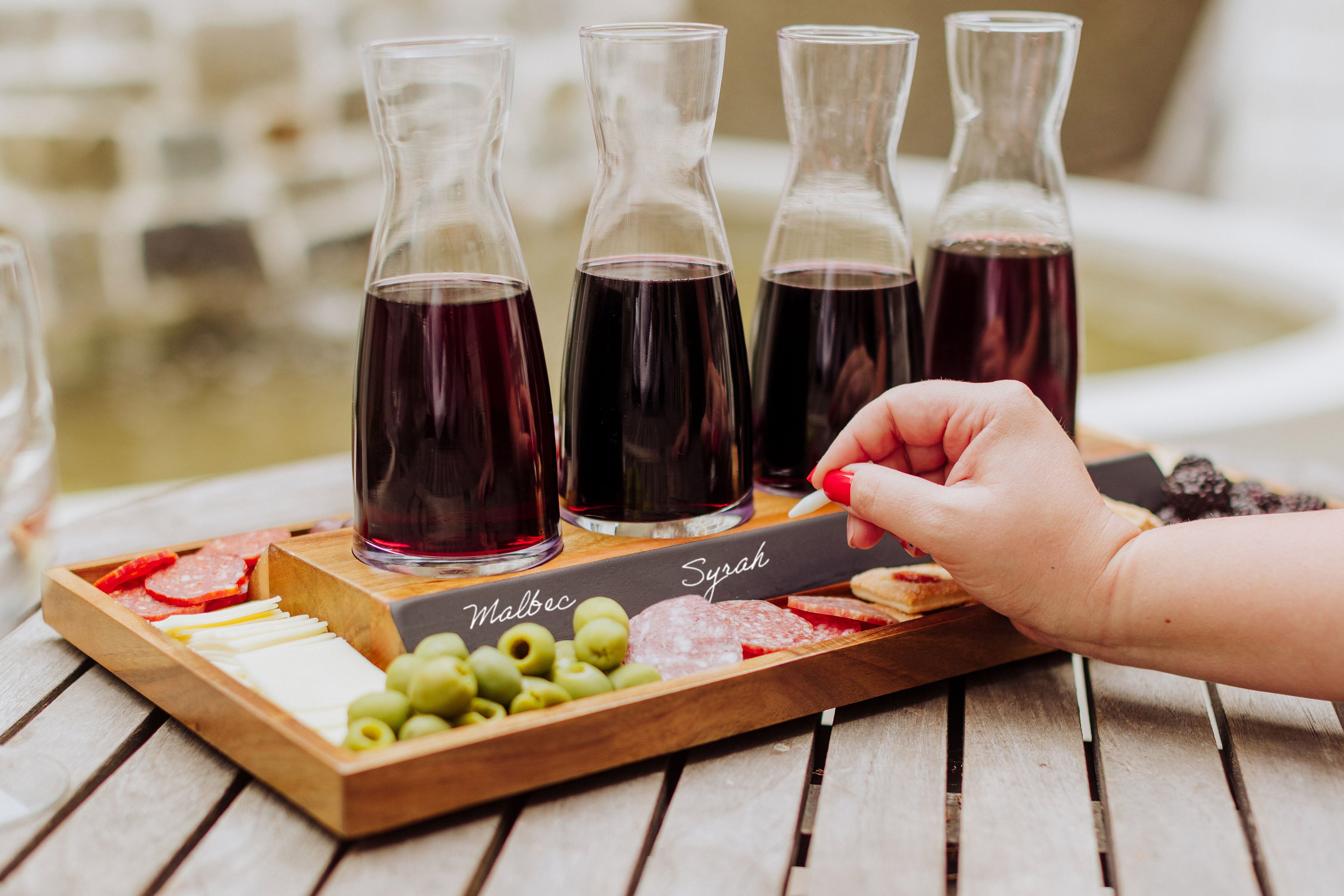 Cava Wine Tasting Kit with 4 Glass Carafes
