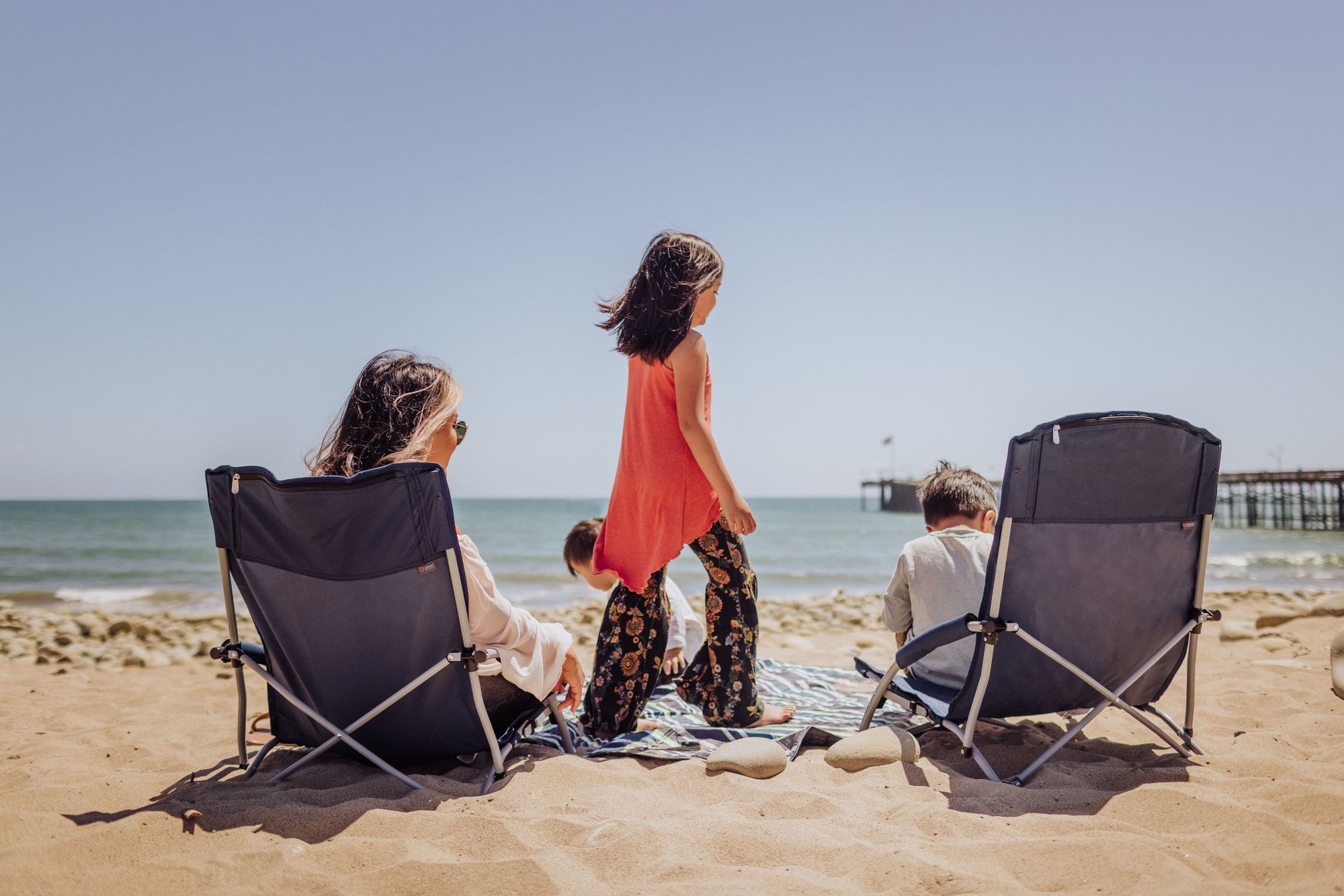 Texas Rangers - Tranquility Beach Chair with Carry Bag