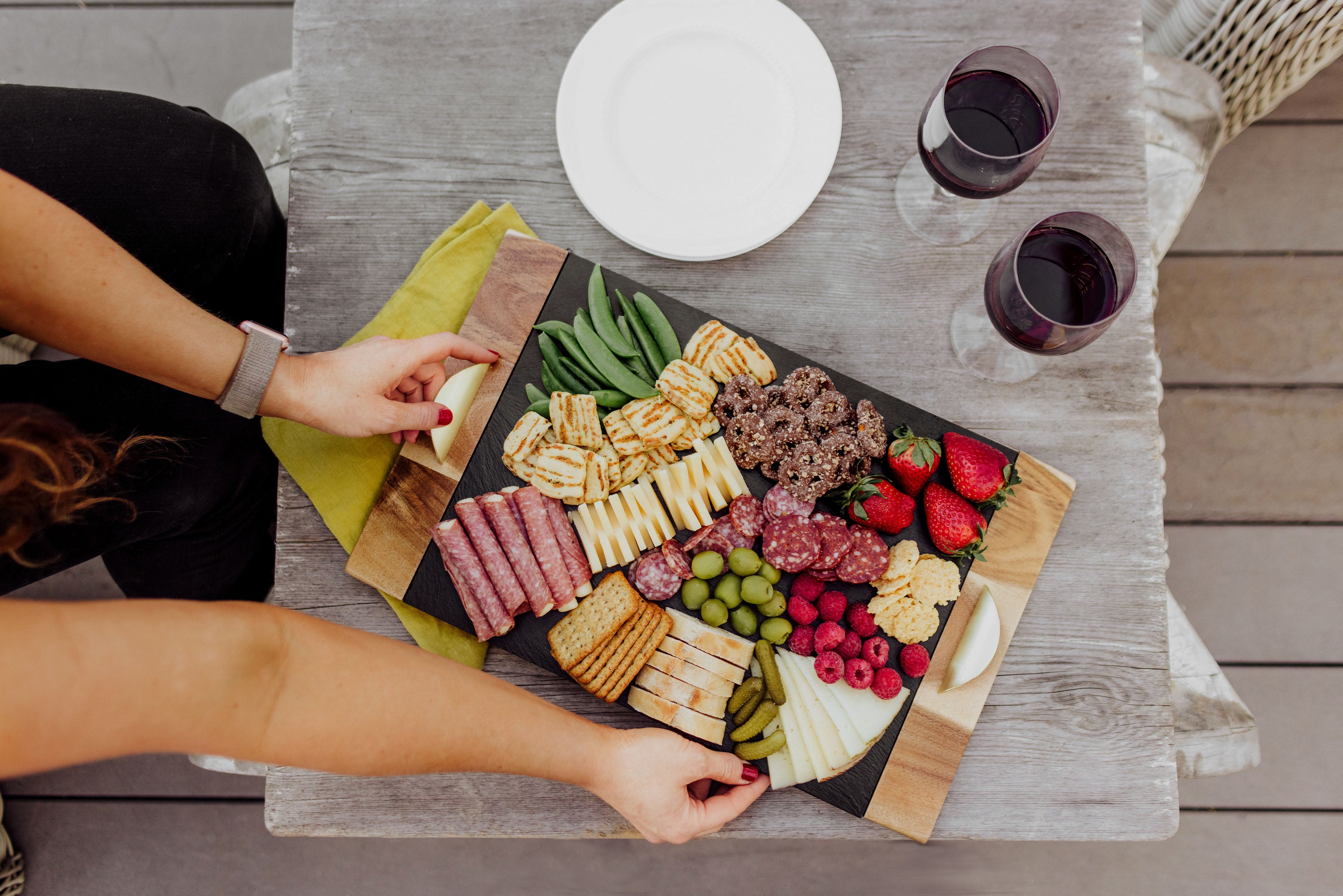 Alabama Crimson Tide - Covina Acacia and Slate Serving Tray