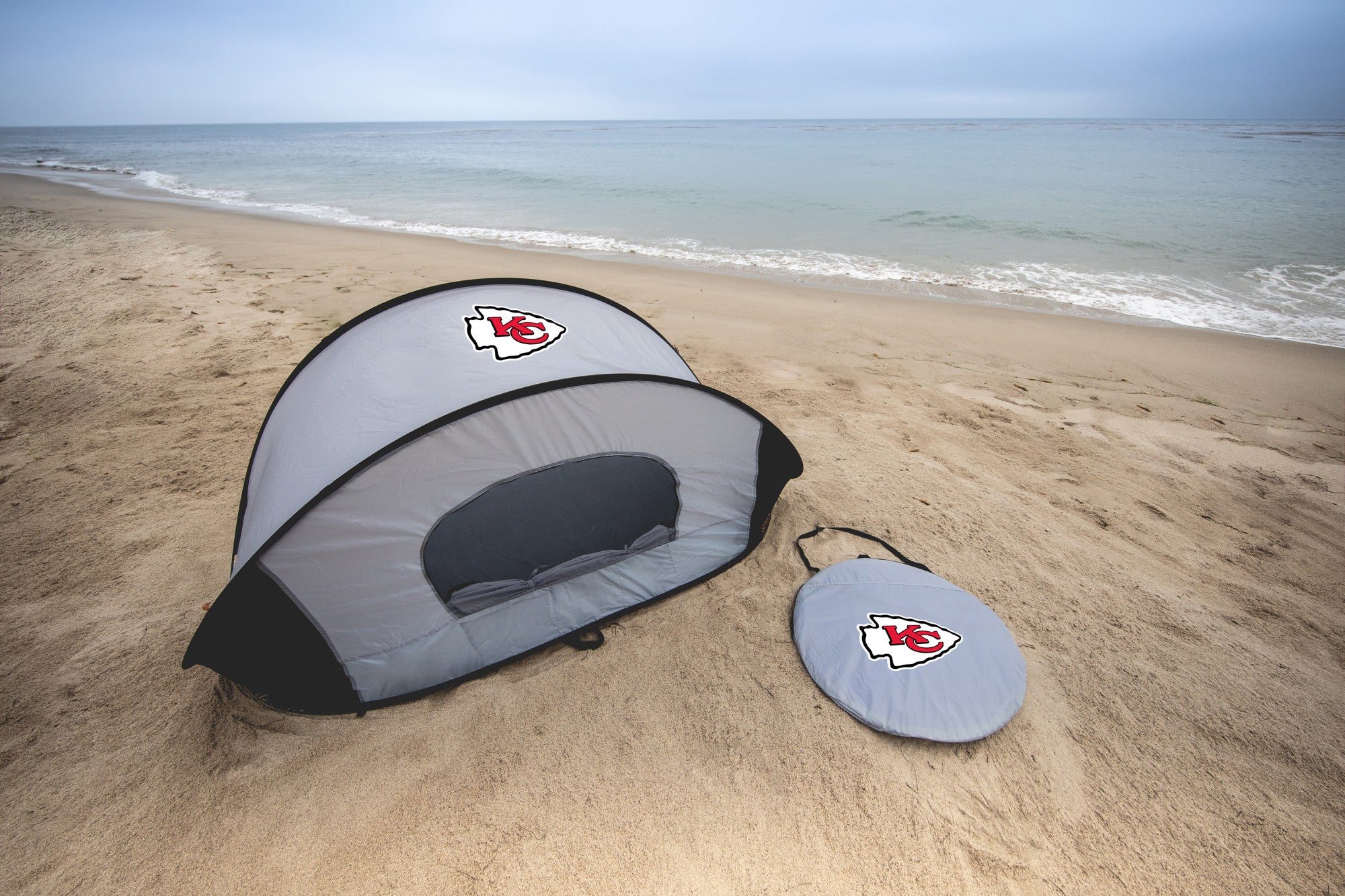 Kansas City Chiefs - Manta Portable Beach Tent