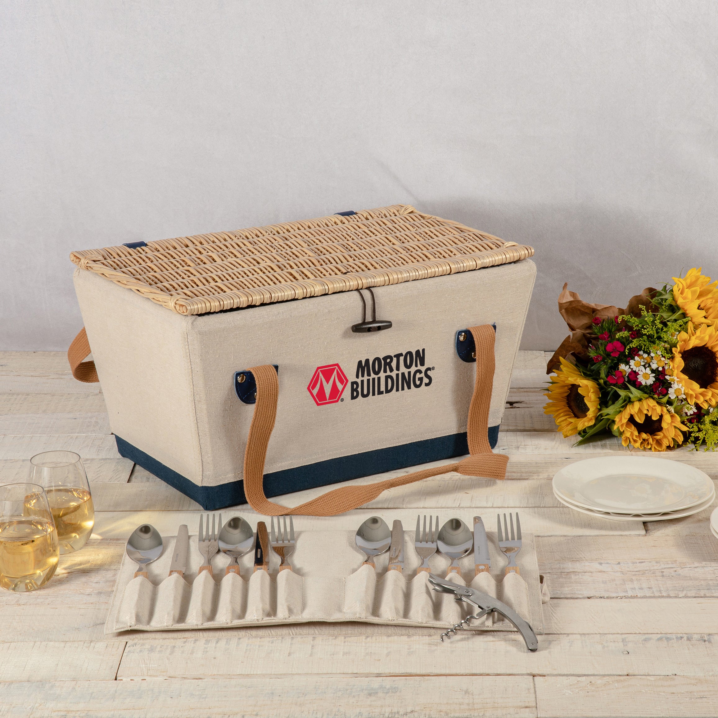 Boardwalk Picnic Basket for 4