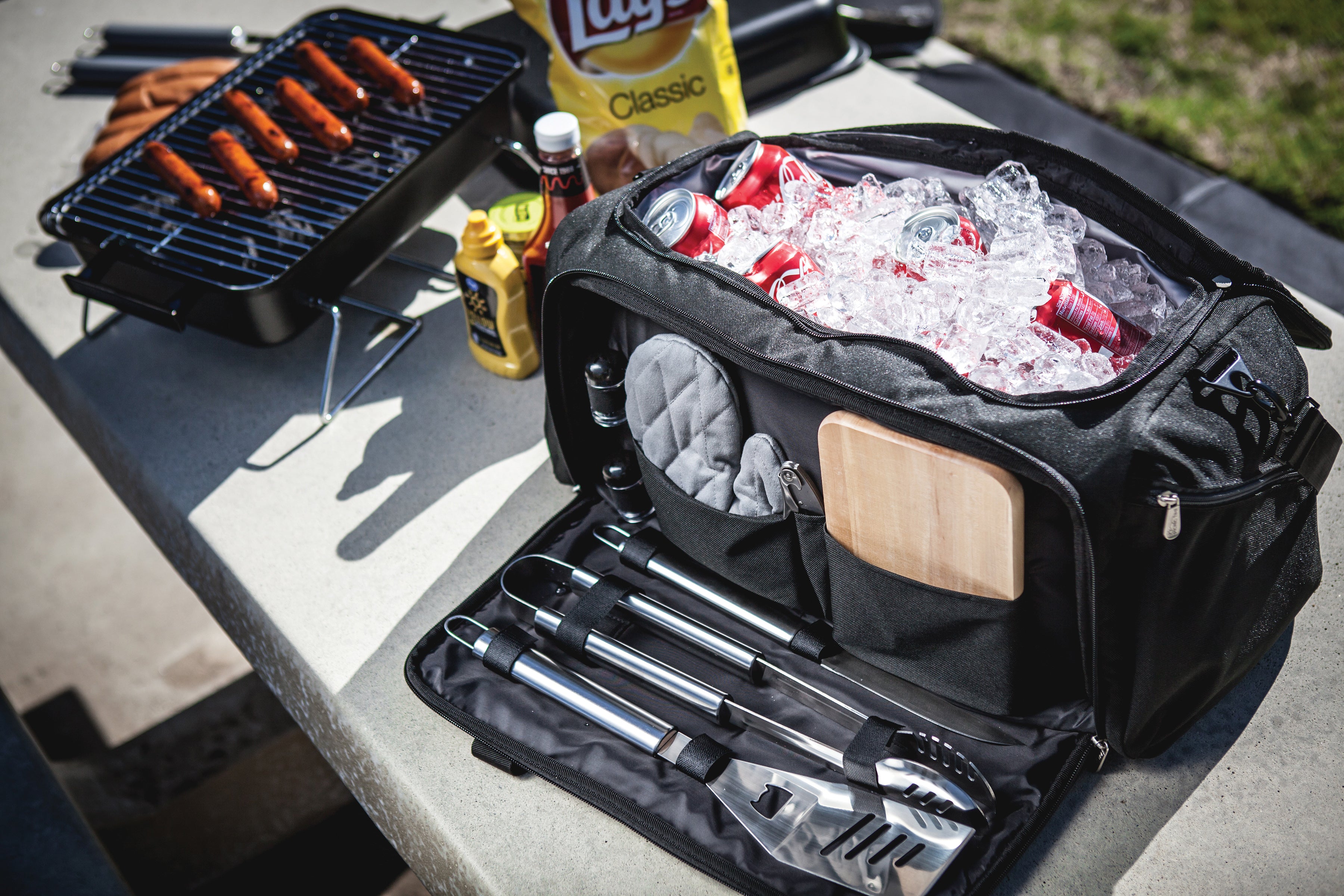 Milwaukee Brewers - BBQ Kit Grill Set & Cooler