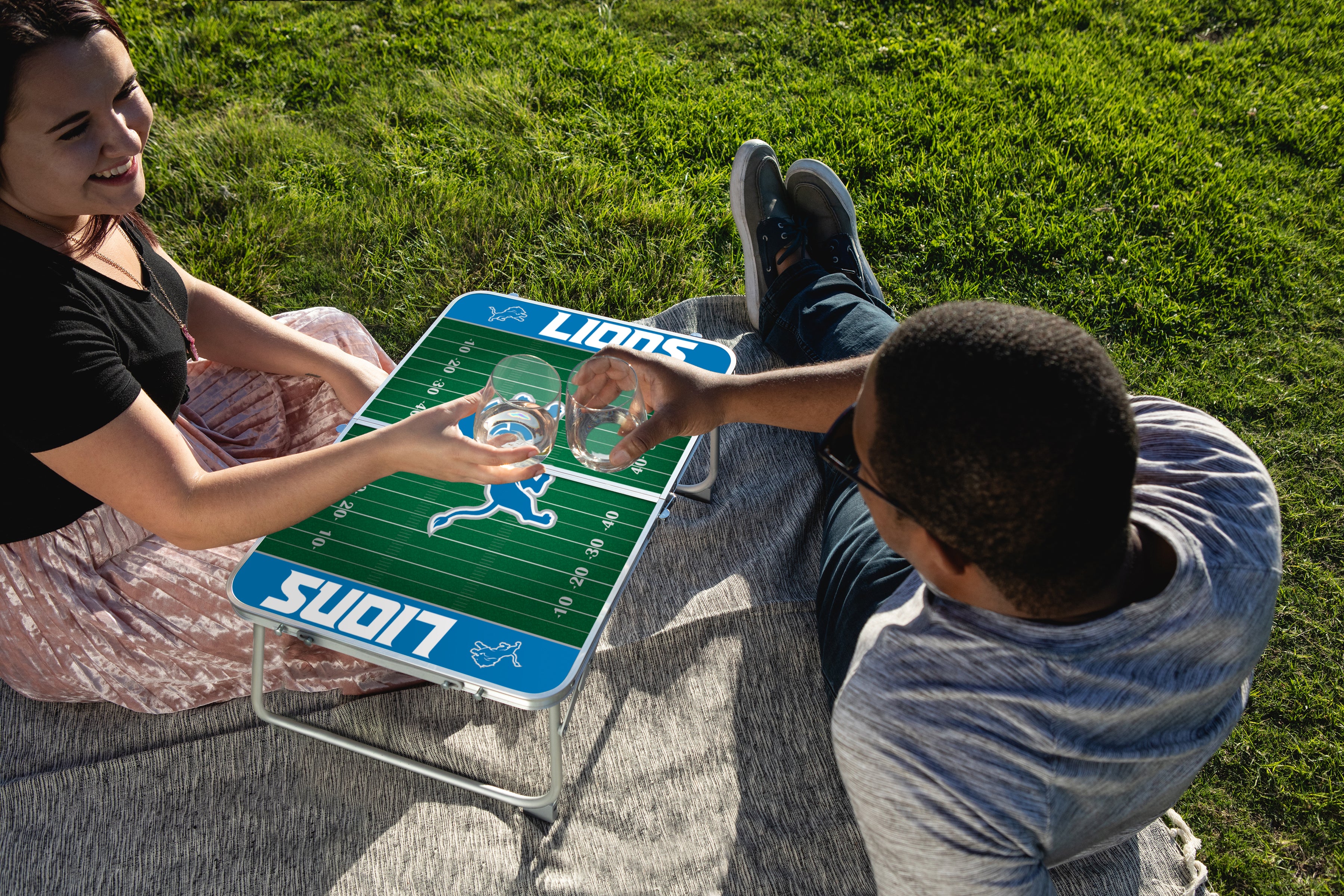 Detroit Lions - Concert Table Mini Portable Table