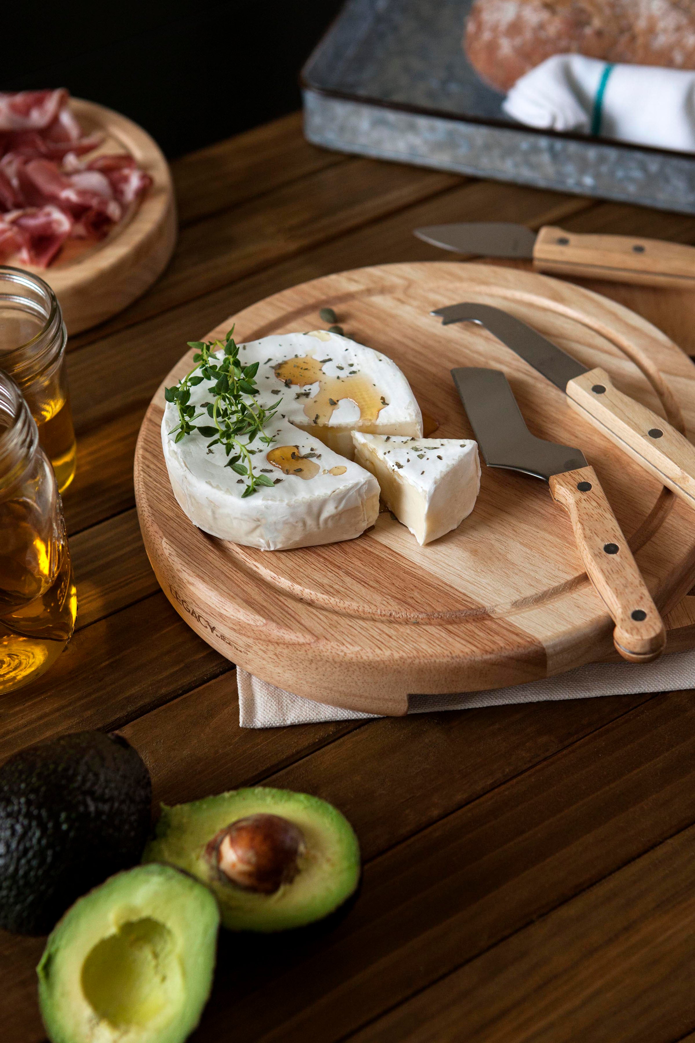 Toronto Blue Jays - Circo Cheese Cutting Board & Tools Set