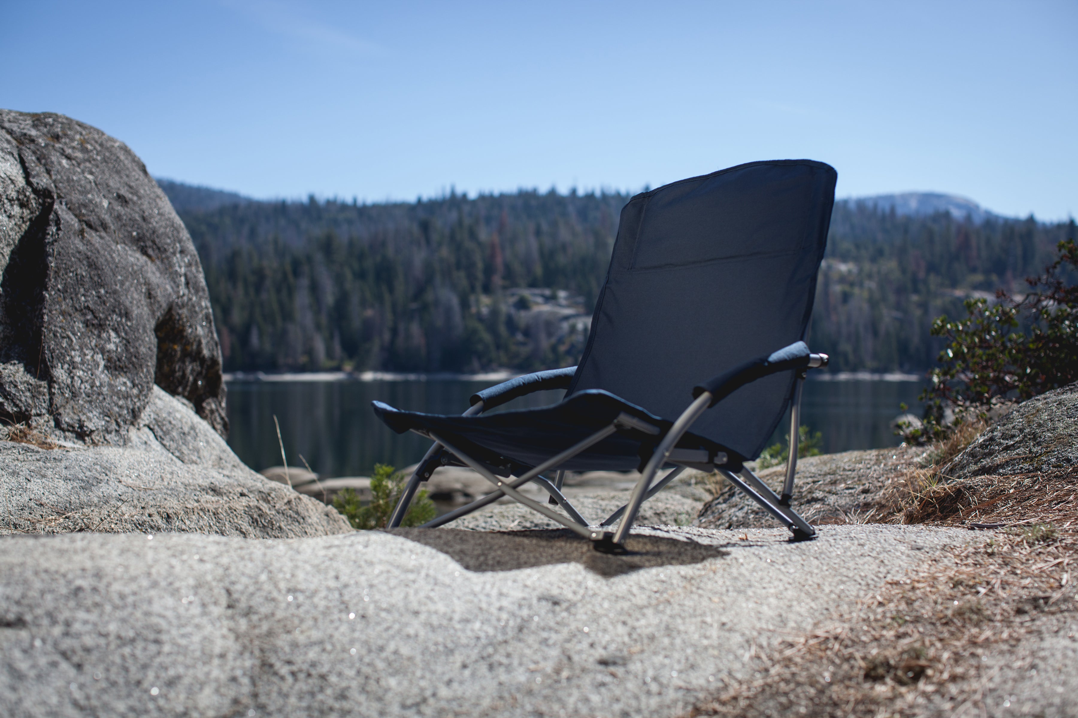 Atlanta Braves - Tranquility Beach Chair with Carry Bag