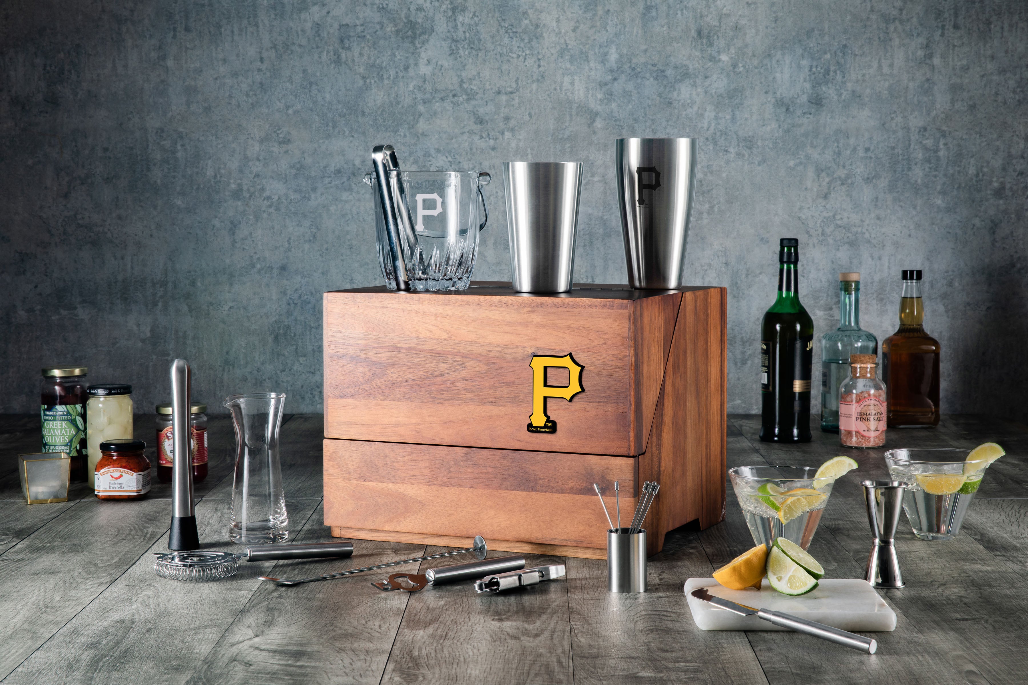 Pittsburgh Pirates - Madison Acacia Tabletop Bar Set