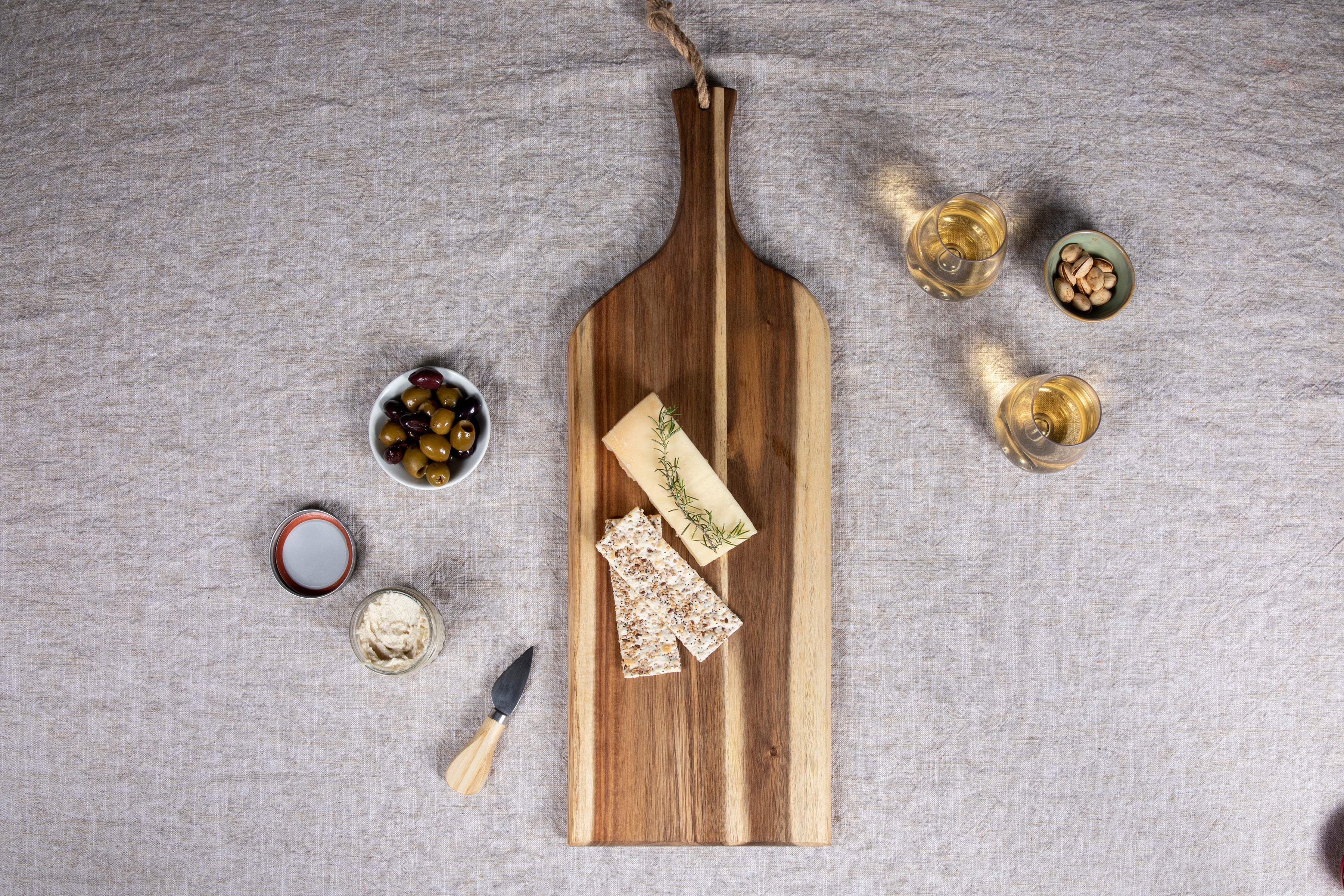 Detroit Red Wings - Artisan 24" Acacia Charcuterie Board