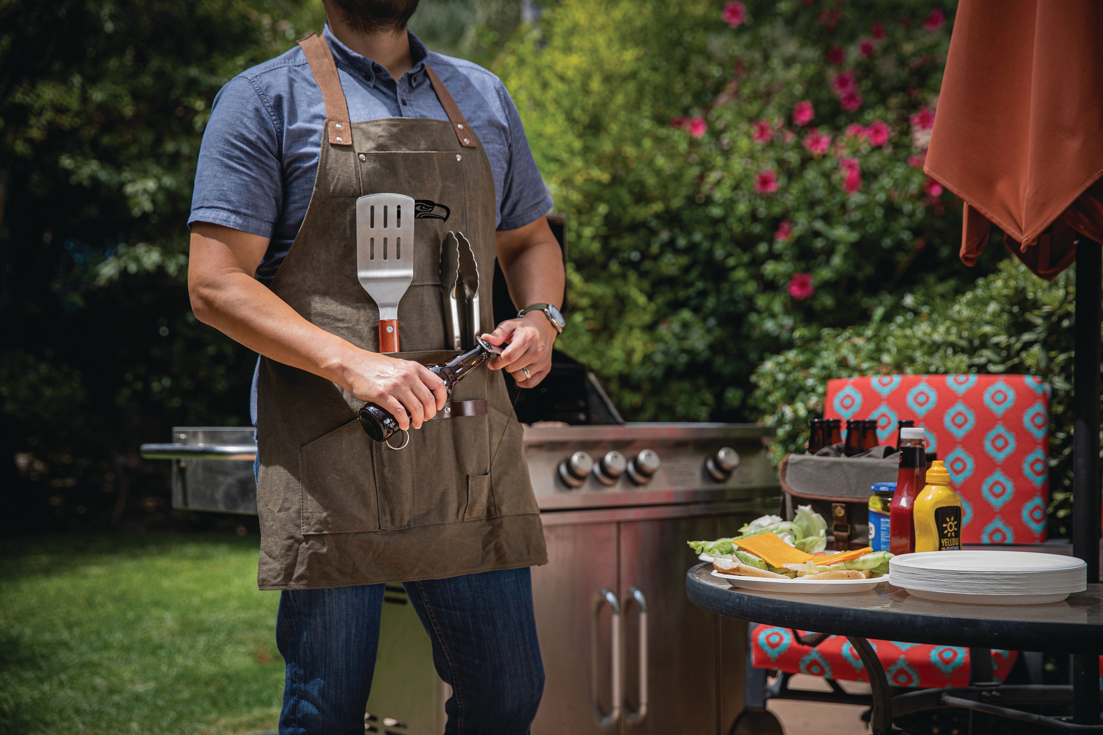 Seattle Seahawks - BBQ Apron with Tools & Bottle Opener