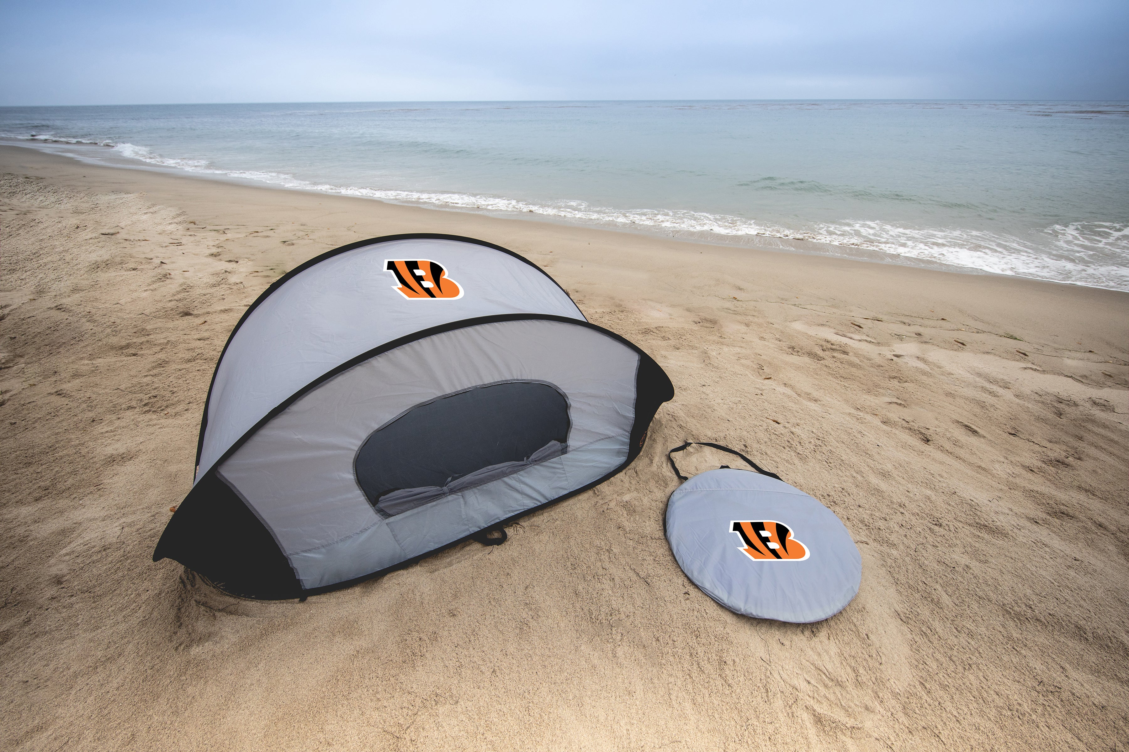 Cincinnati Bengals - Manta Portable Beach Tent