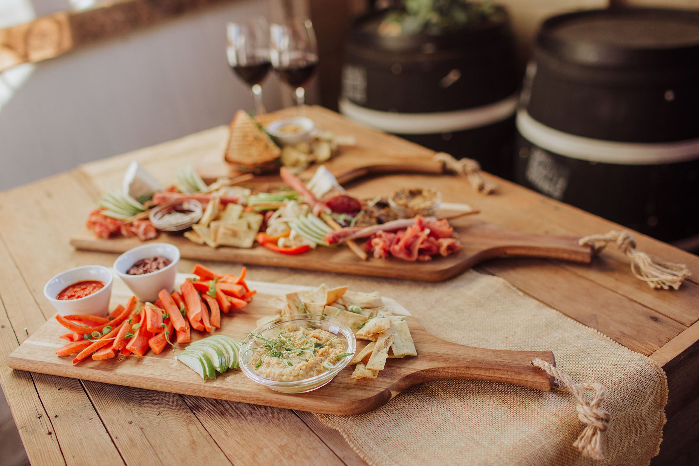 South Carolina Gamecocks - Artisan 24" Acacia Charcuterie Board