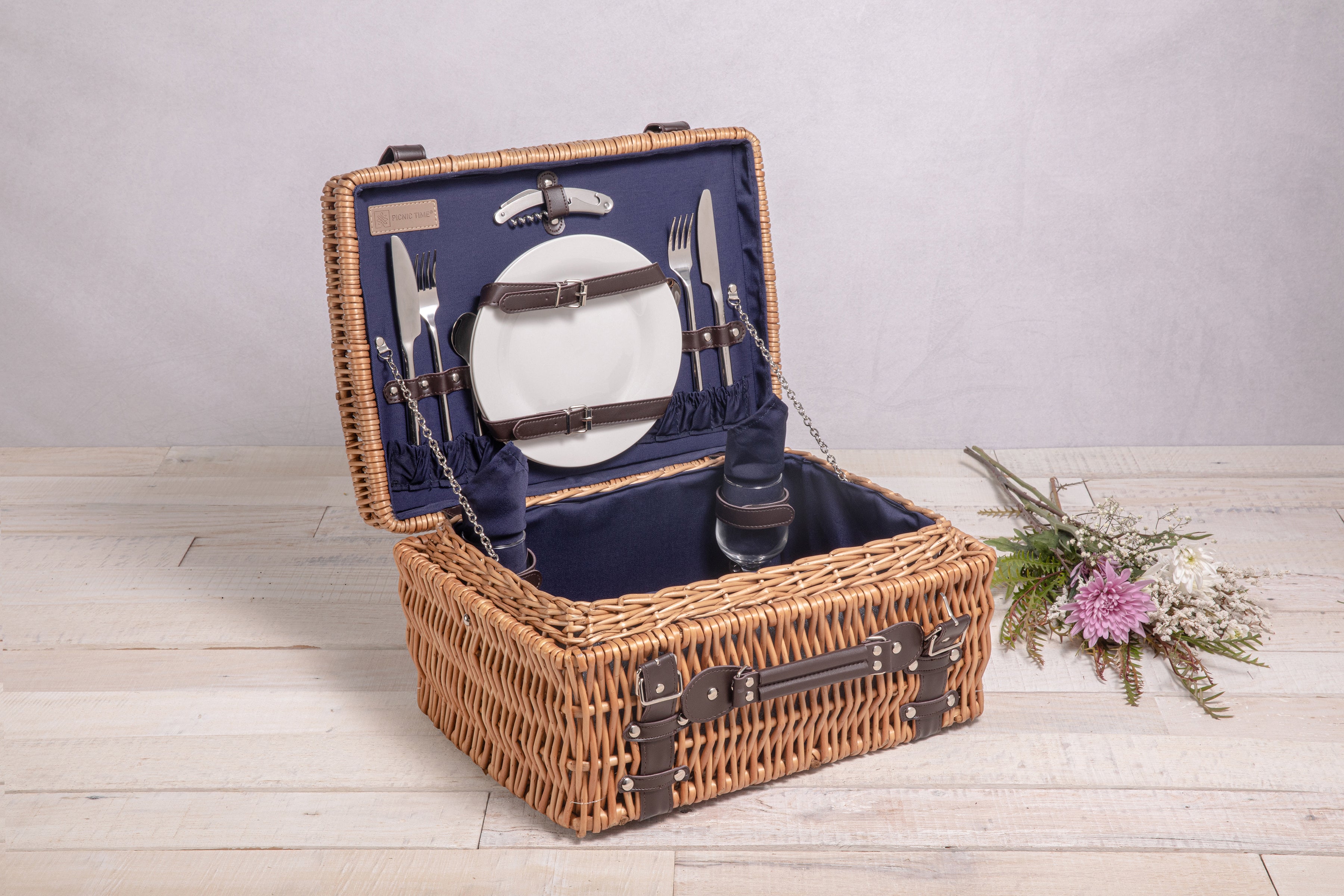 New England Patriots - Champion Picnic Basket