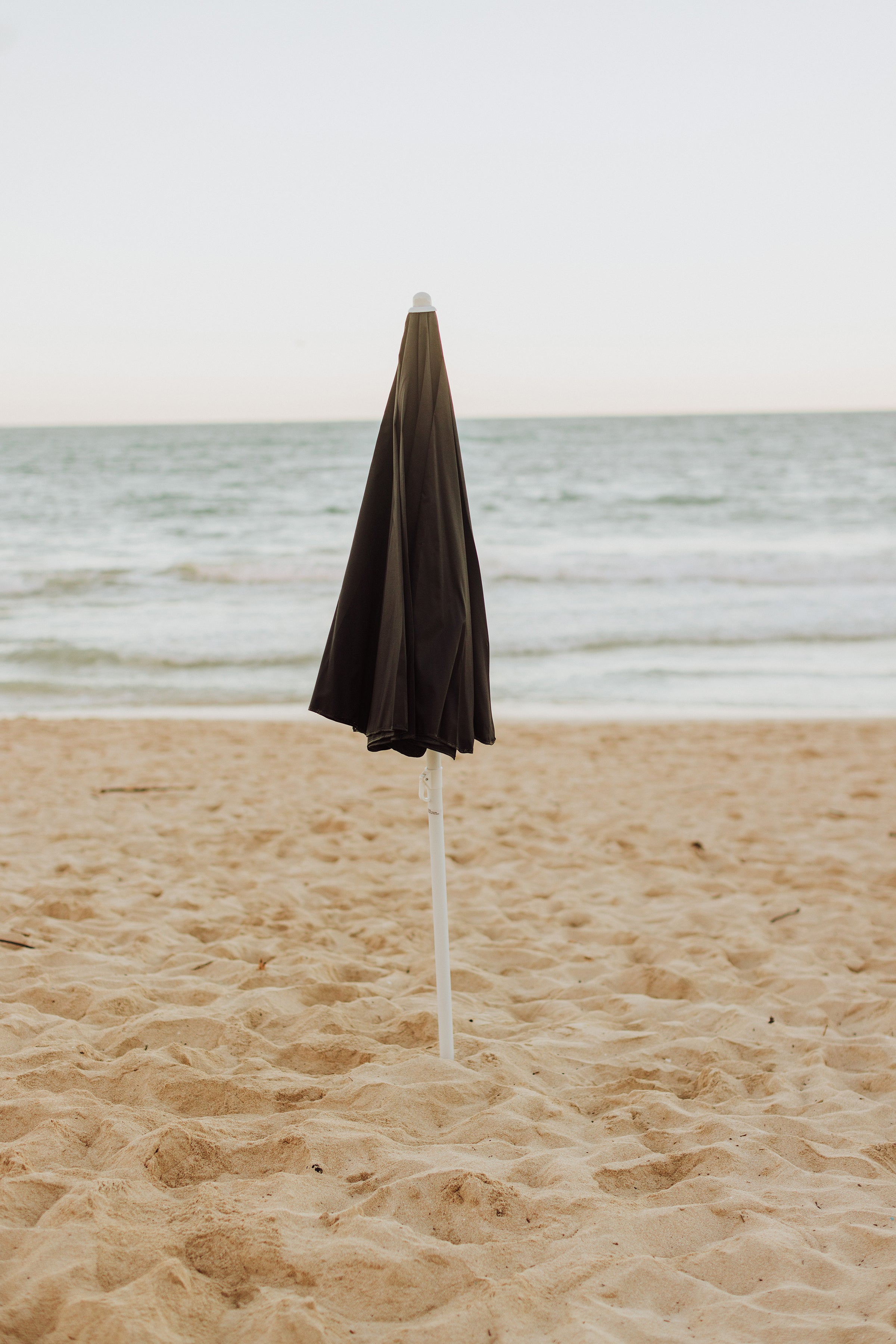 Northwestern Wildcats - 5.5 Ft. Portable Beach Umbrella